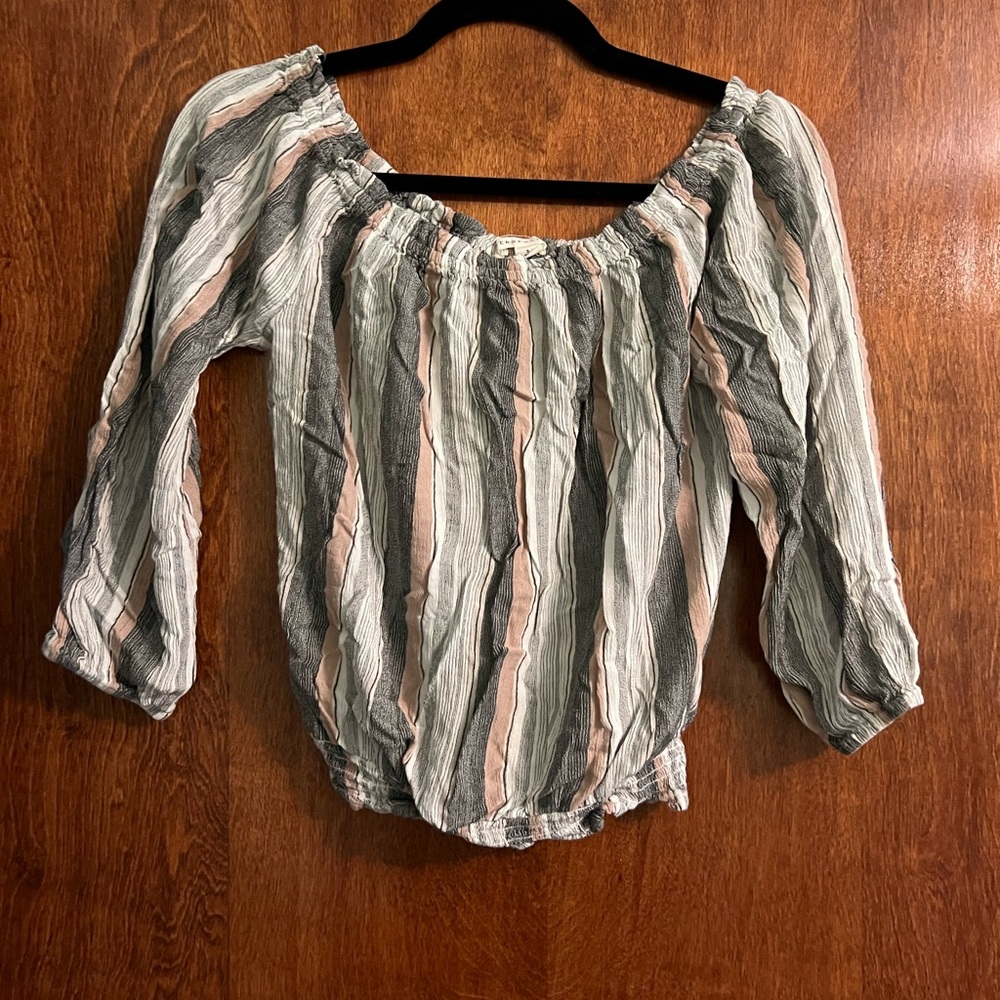 Aeropostale Gray, Peach, and White Smocked 3/4 Sleeve Blouse
